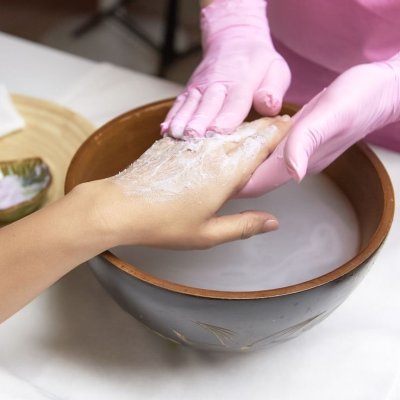 Full Hand Scrub